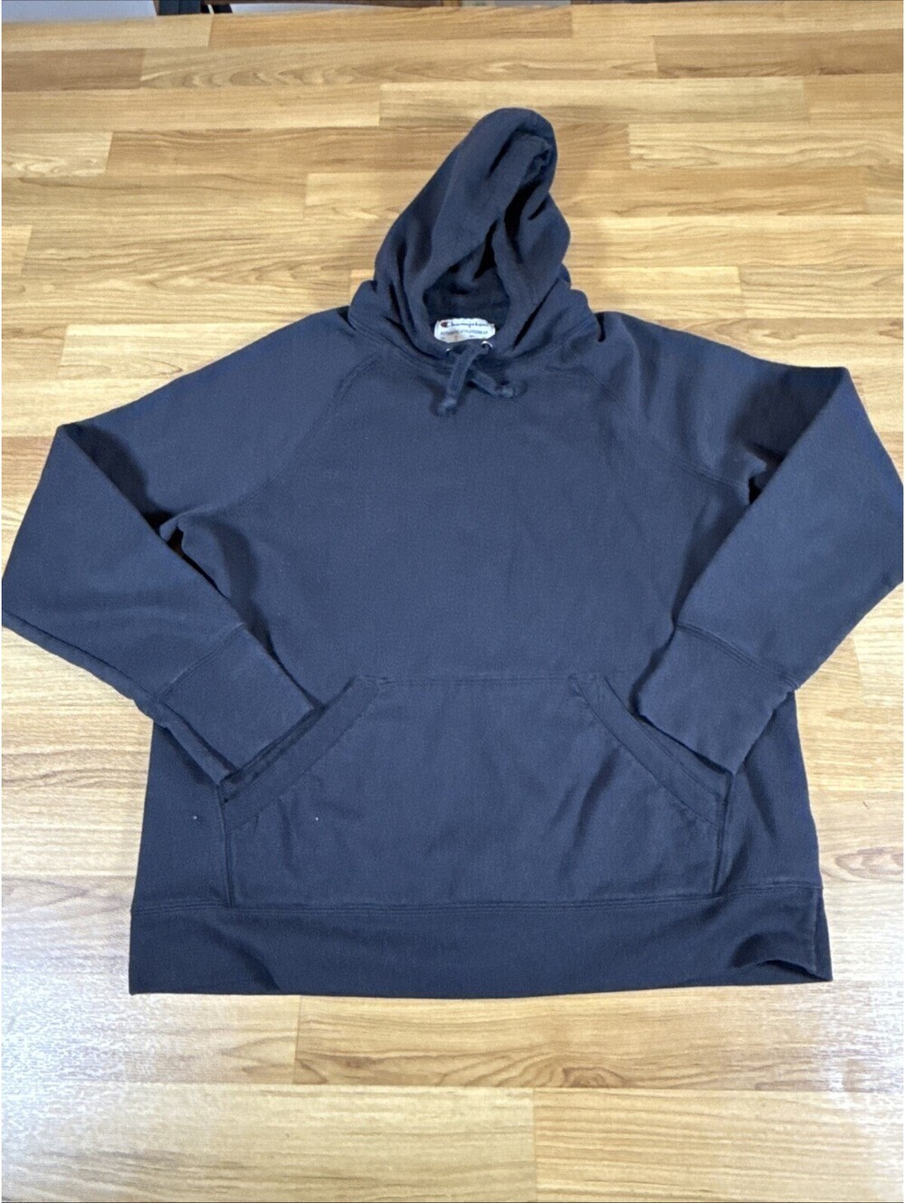 Champion Hoodie Sweater Womens Large Black Pullover Sweatshirt Logo Comfort